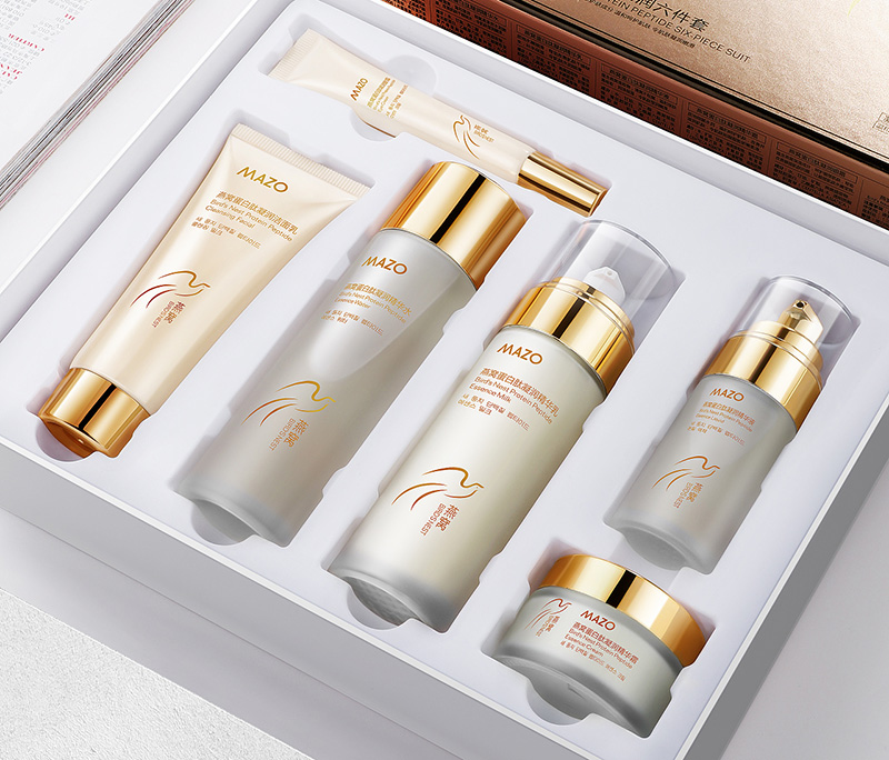 “食品級”化妝品是對消費者的誤導(dǎo) “食品級”化妝品是對消費者的誤導(dǎo)