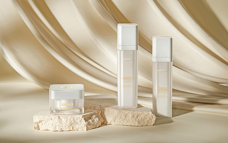 化妝品包裝瓶廠家：我們?cè)撊绾芜M(jìn)行化妝品保鮮呢？