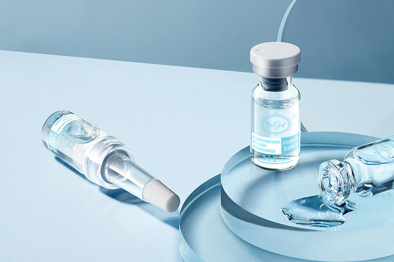 化妝品包裝瓶廠家：護(hù)膚后怎樣化妝？