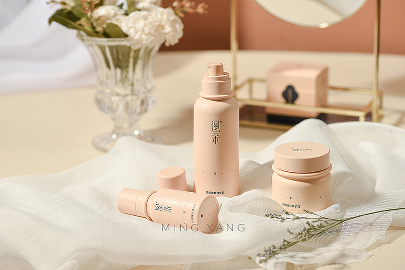 怎樣設(shè)計化妝品包裝最好看 怎樣設(shè)計化妝品包裝最好看