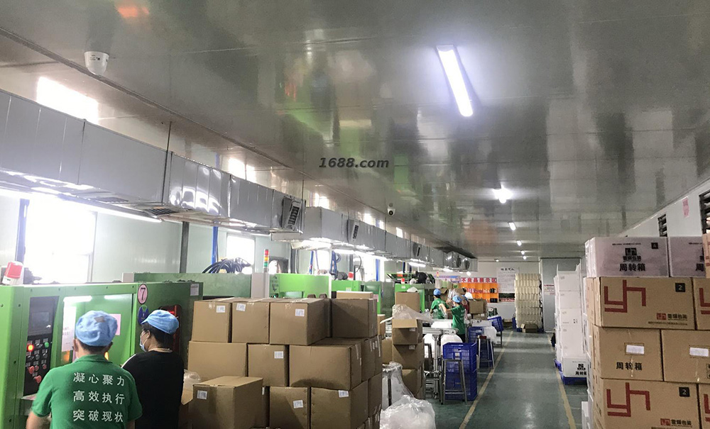 廣州云輝塑料包裝工廠實景